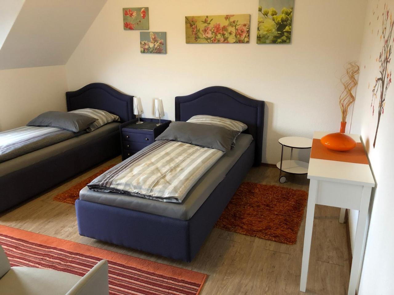 Messezimmer 4 U 2 Düsseldorf
